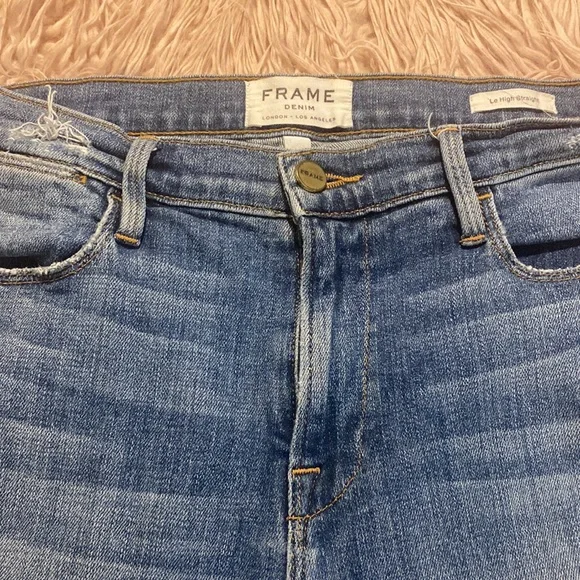 Frame Le High Straight Jeans, Size 28 - Picture 5 of 14